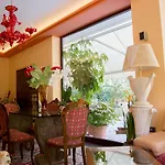 Villamena Отель типа 