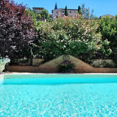 Villamena Bed & Breakfast