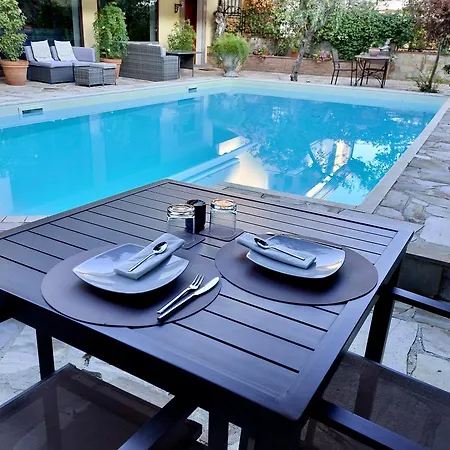 Villamena Bed & Breakfast