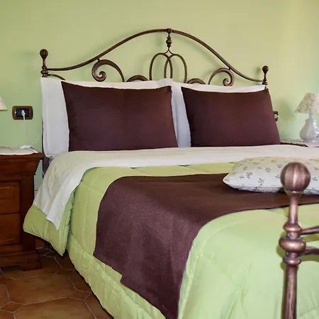 Bed & Breakfast Villamena 3*