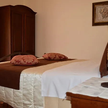 Villamena Bed & Breakfast