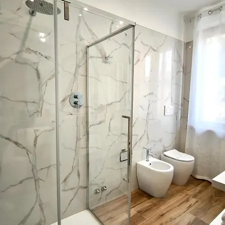 Villamena فندق مبيت وإفطار 3*