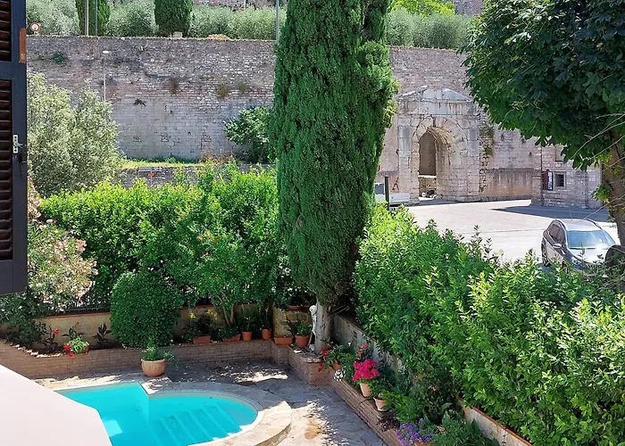 Alojamento de Acomodação e Pequeno-almoço Villamena Spello