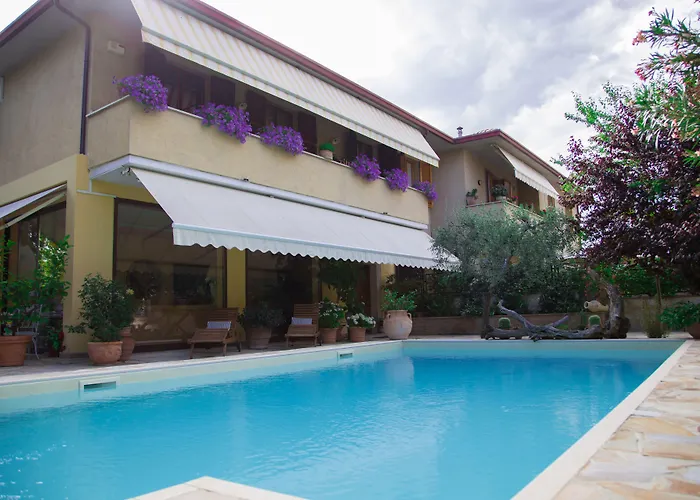 Alojamento de Acomodação e Pequeno-almoço Villamena Spello