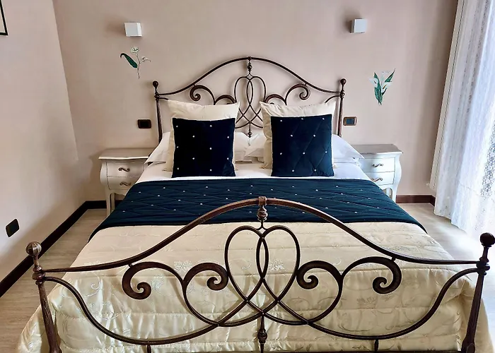 Villamena Alojamento de Acomodação e Pequeno-almoço 3*